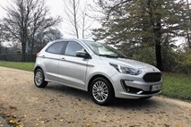 Vzporedni test / ford ka+ in citroën C3: Ko  je manj lahko včasih tudi občutno več