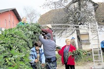 Največji adventni venec v Podpeč