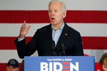 Biden je v Iowi pokazal zobe