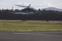 Nov policijski helikopter že pokvarjen