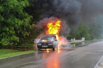 Ali je električni lobi zgolj novi naftni lobi?