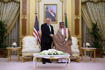 Pompeo v Savdski Arabiji o dvostranskih odnosih in Iranu