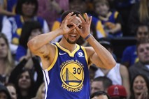 Konec tedna se pod obroče vrača Stephen Curry