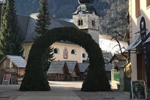 V Kranjski Gori bodo nadzirali vstopne točke v občino