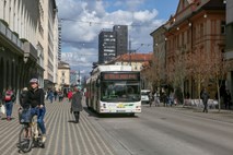 S ponedeljkom ponovno tehnični pregledi in nekatere oblike javnega linijskega prevoza