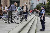 Policija zaenkrat predlagala postopek proti 26 ponedeljkovim protestnikom