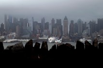 New York proti koronavirusu razvija sistem za sledenje in izolacijo okuženih