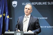 Minister Hojs na Severnoprimorskem napovedal odprtje še dveh nadzornih točk na meji z Italijo