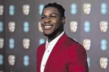 John Boyega “tvegal kariero” in podprl upor v ZDA