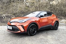 Toyota C-HR in renault kadjar: Odstop od uniformiranosti