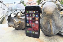 Novi iphone se: Ugodni ali ceneni iphone?