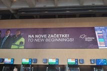 Z novega potniškega terminala brniškega letališča poleteli prvi potniki 