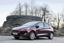 Ford fiesta 1,0 ecoboost mHEV titanium: Mladostna legenda po meri voznika